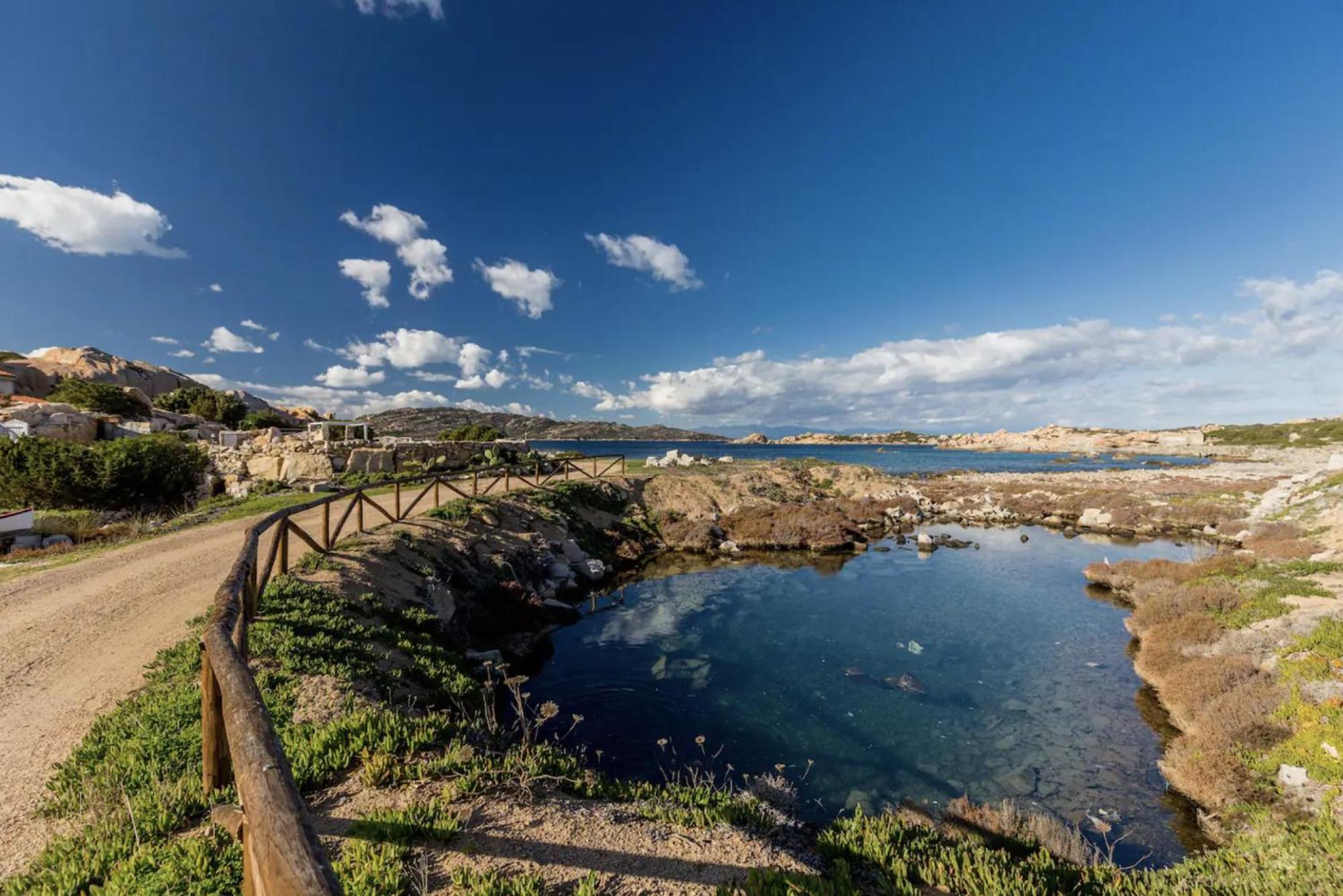 Residence Cala Francese - Case Sul Mare La Maddalena  Eksteriør bilde