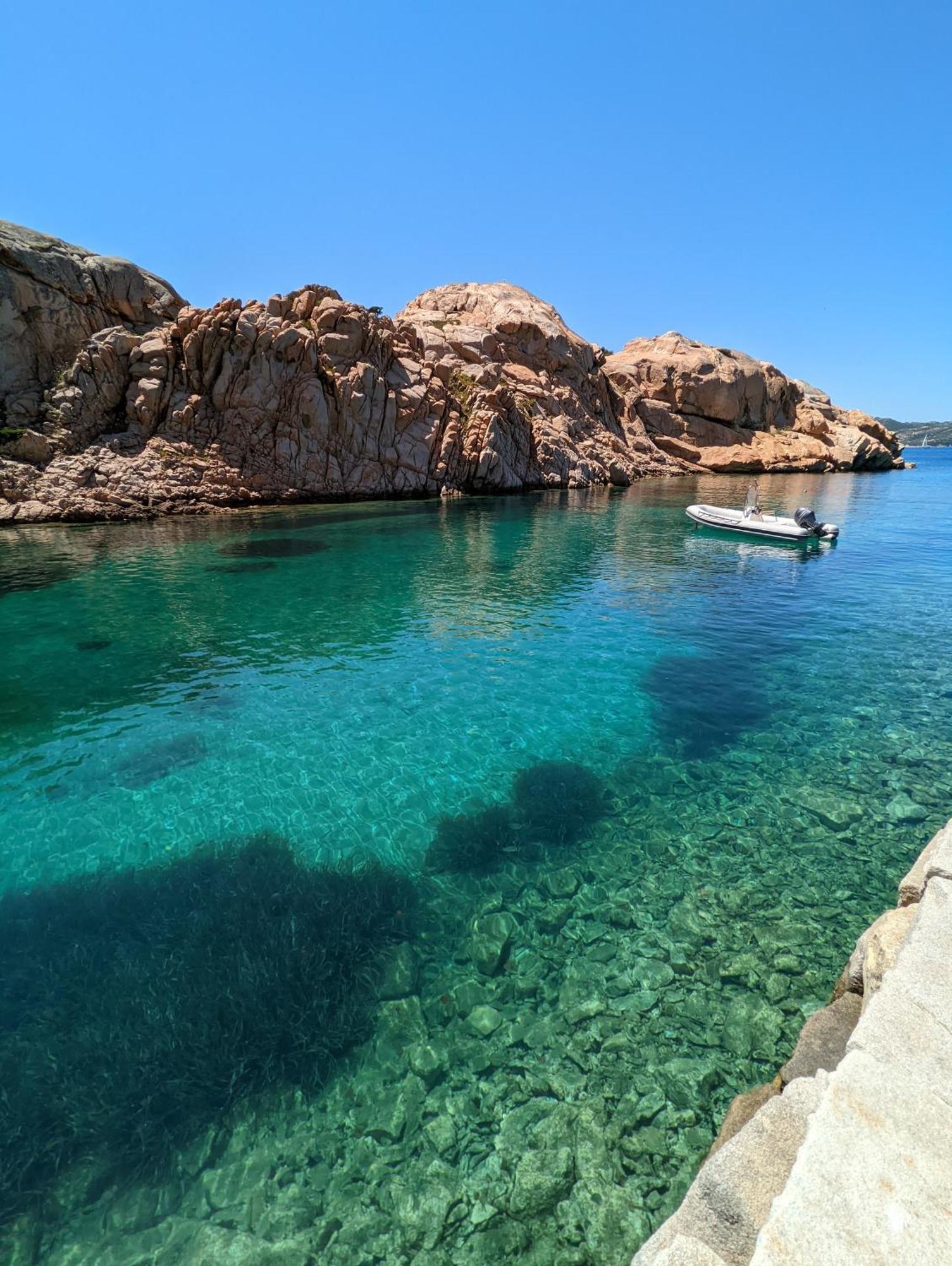 Residence Cala Francese - Case Sul Mare La Maddalena  Eksteriør bilde
